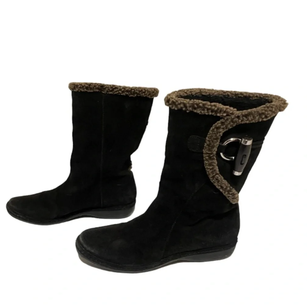 Stuart‎ Weitzman Toggle Boots, size 7